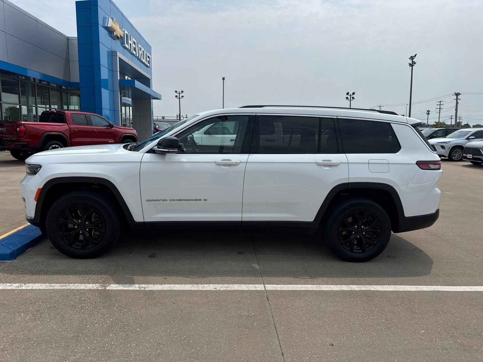 jeep grand cherokee l 2023 1C4RJKBG0P8844593 image jeep grand cherokee l 2023 1C4RJKBG0P8844593 image